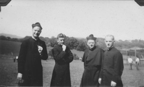 Faculty-Group-(1943)_0006