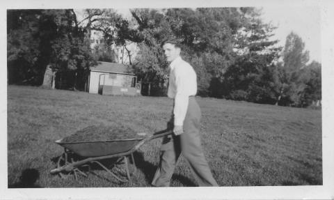 Student Pictures (1944)_0001