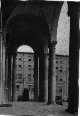 portico-1930